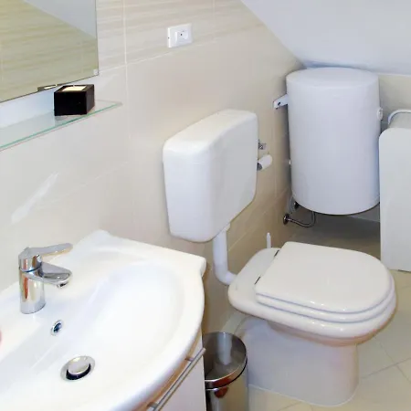Holiday Home Haus Aleksandra - Roj508 *